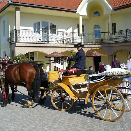 בית הארחה Hawaii 3*